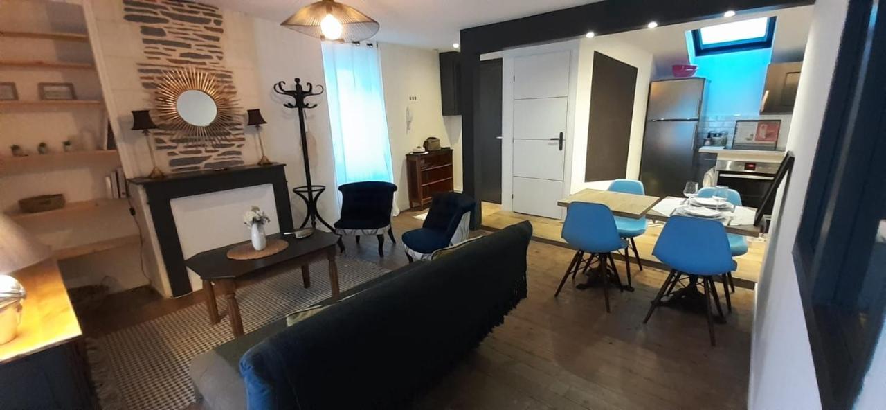 Le Genista Apartment อองเชร์ ภายนอก รูปภาพ